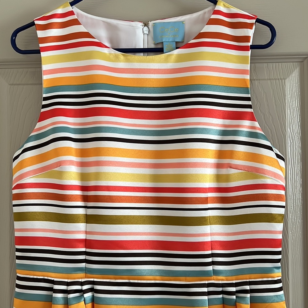 Dress - Picture 6 of 13